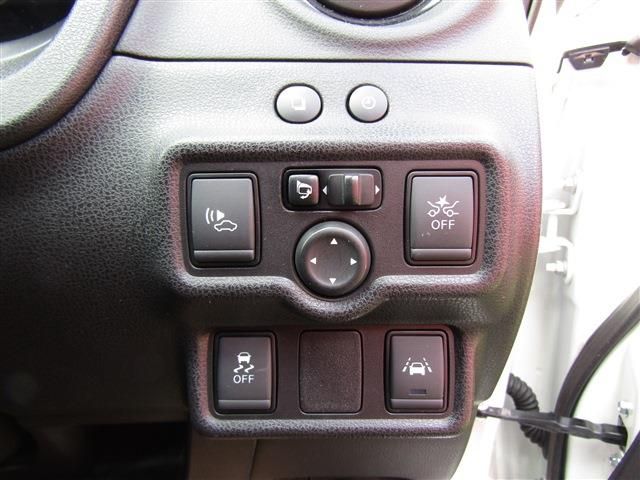 NISSAN NOTE 2018 Image 31