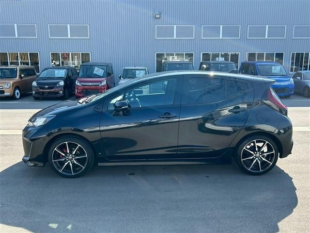 TOYOTA AQUA 2025 Image 31