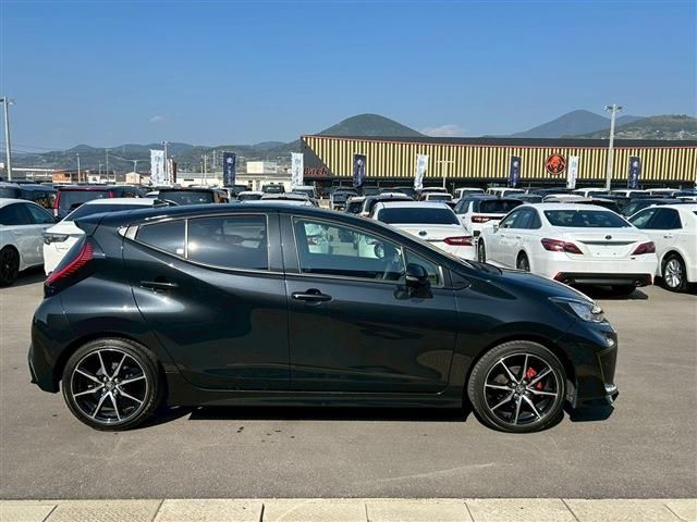 TOYOTA AQUA 2025 Image 31