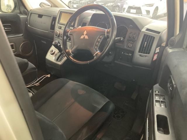 MITSUBISHI DELICA D:5 4WD 2011 Image 31