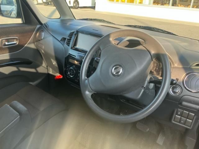 NISSAN ROOX 2011 Image 31