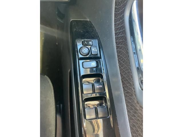 NISSAN ROOX 2011 Image 31