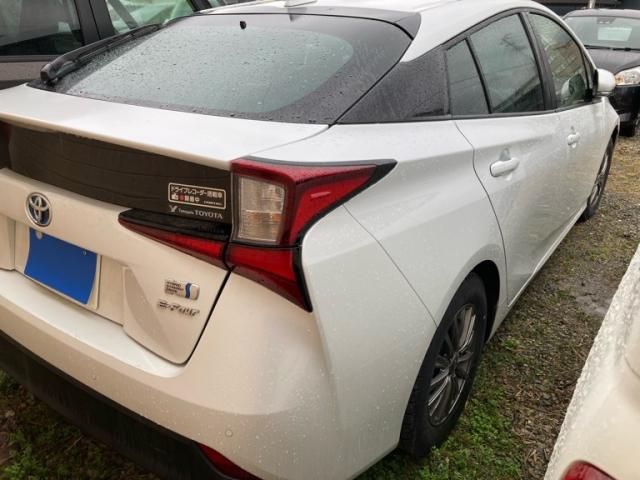 TOYOTA PRIUS 4WD 2022 Image 31