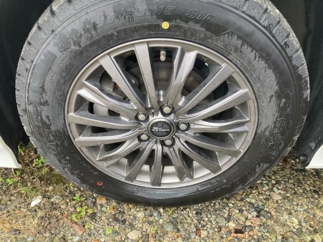 TOYOTA PRIUS 4WD 2022 Image 31