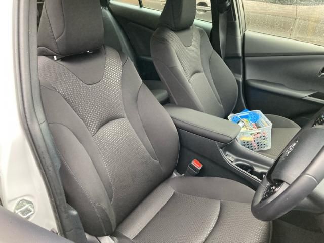 TOYOTA PRIUS 4WD 2022 Image 31