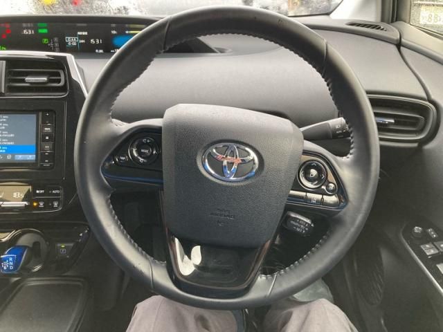 TOYOTA PRIUS 4WD 2022 Image 31