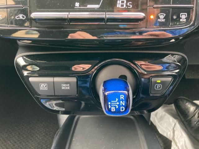 TOYOTA PRIUS 4WD 2022 Image 31