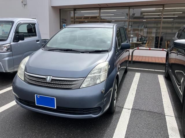 TOYOTA ISIS 2005 Image 31