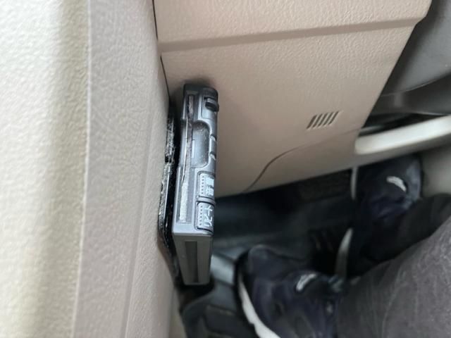 TOYOTA ISIS 2005 Image 31