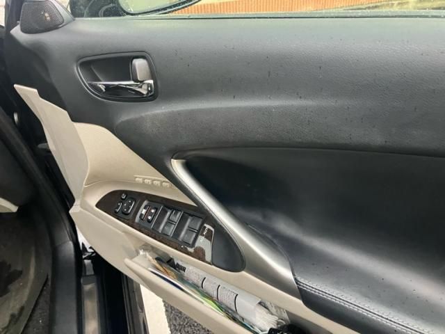 TOYOTA LEXUS IS350 2008 Image 31