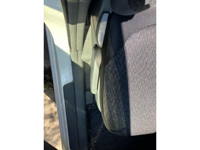 TOYOTA SIENTA 2012 Image 31