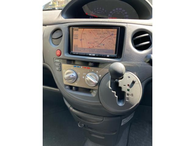 TOYOTA SIENTA 2012 Image 31