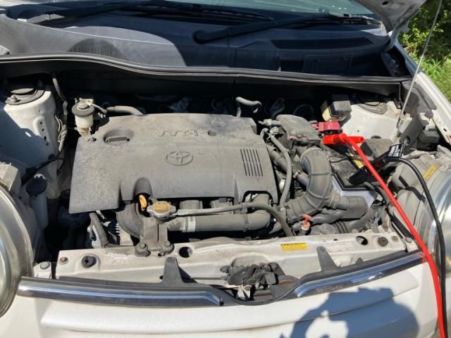 TOYOTA SIENTA 2012 Image 31