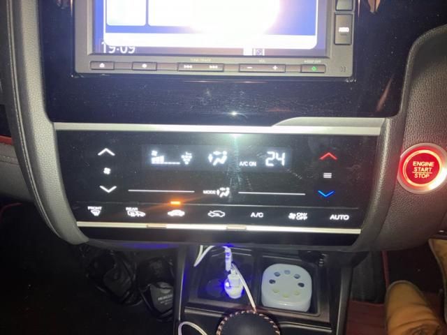 HONDA FIT 2018 Image 31