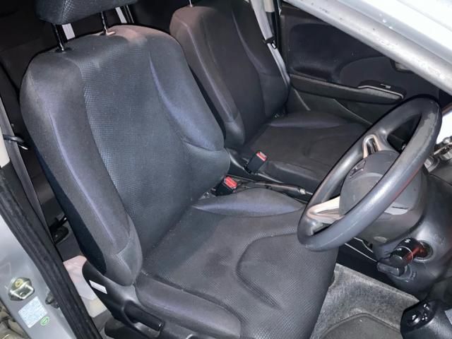 HONDA FIT 4WD 2013 Image 31