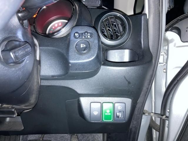 HONDA FIT 4WD 2013 Image 31