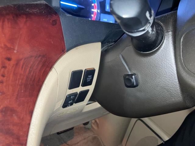 TOYOTA ALPHARD 2009 Image 31