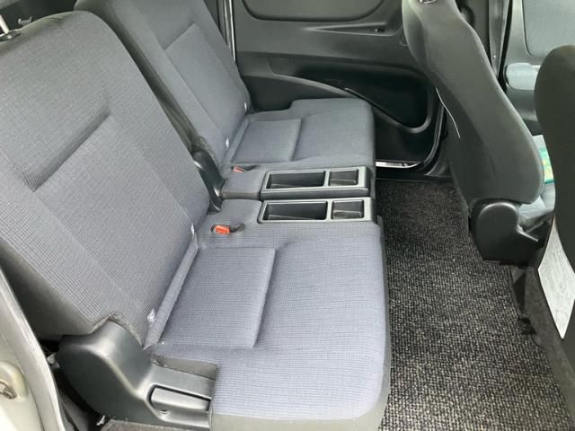 TOYOTA SIENTA HYBRID 2016 Image 31