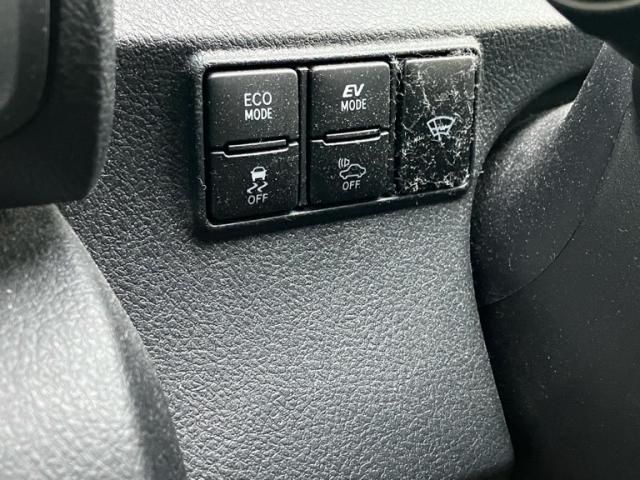 TOYOTA SIENTA HYBRID 2016 Image 31