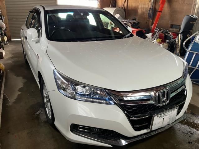 HONDA ACCORD HYBRID 2013 Image 31