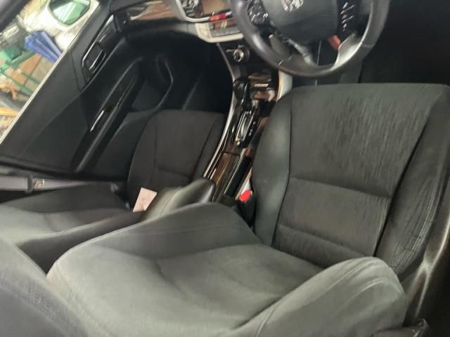 HONDA ACCORD HYBRID 2013 Image 31