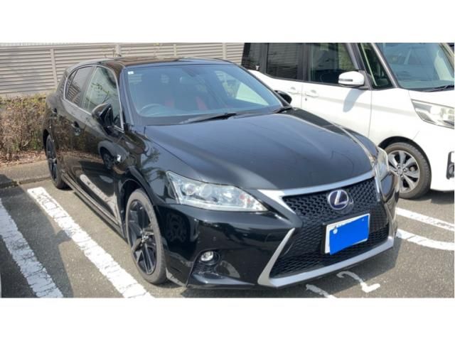 TOYOTA LEXUS CT200H 2015 Image 31