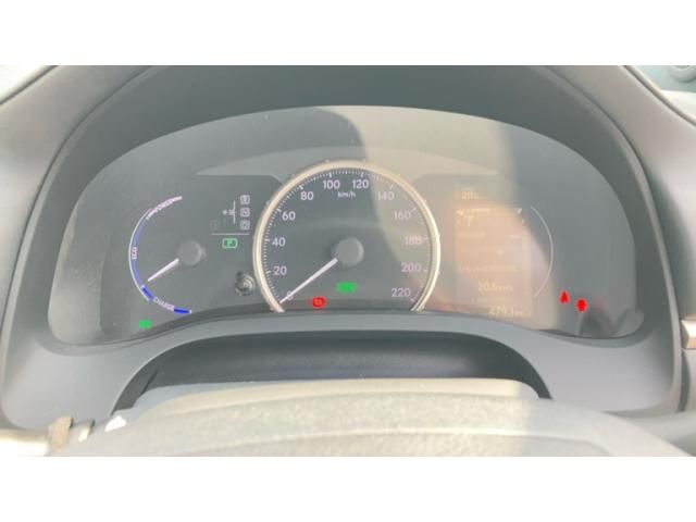 TOYOTA LEXUS CT200H 2015 Image 31