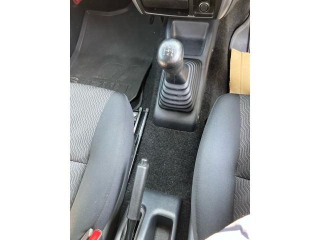 SUZUKI JIMNY 4WD 2013 Image 31