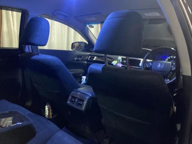 HONDA ACCORD HYBRID 2013 Image 31