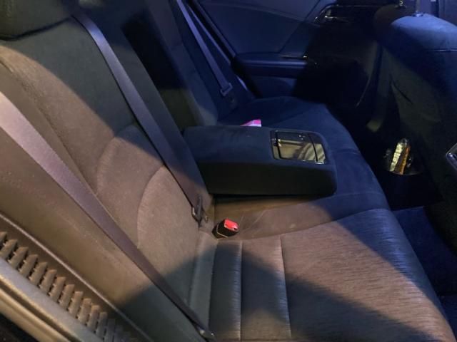 HONDA ACCORD HYBRID 2013 Image 31