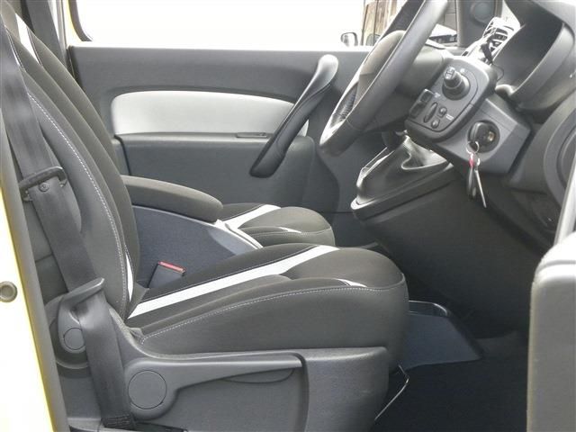 RENAULT KANGOO 2013 Image 31