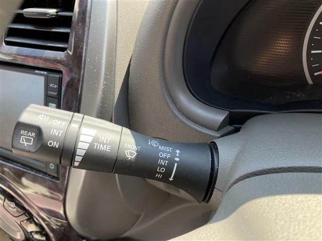 NISSAN MARCH 2017 Image 31