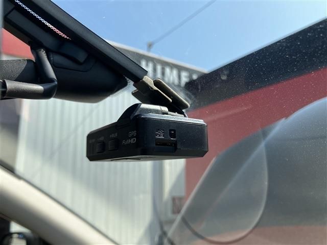 NISSAN MARCH 2017 Image 31