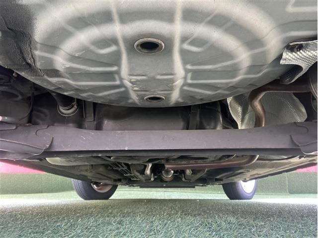 NISSAN MARCH 2017 Image 31