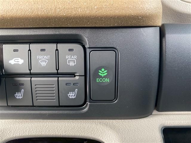 HONDA N BOX 2024 Image 31