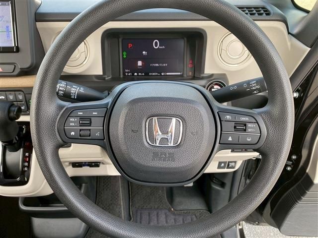 HONDA N BOX 2024 Image 31