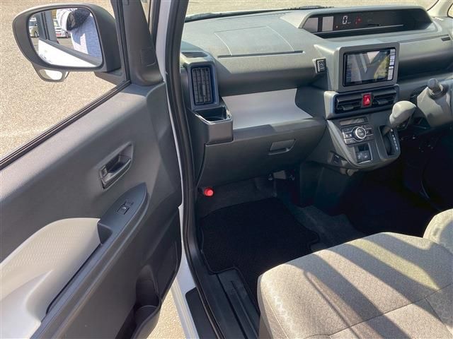 DAIHATSU TANTO 2024 Image 31