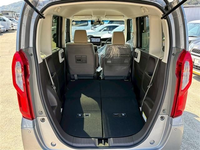 HONDA N BOX 2023 Image 31