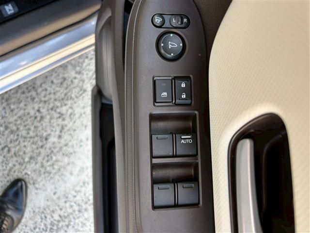 HONDA N BOX 2023 Image 31