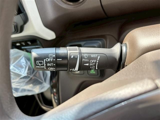 HONDA N BOX 2023 Image 31