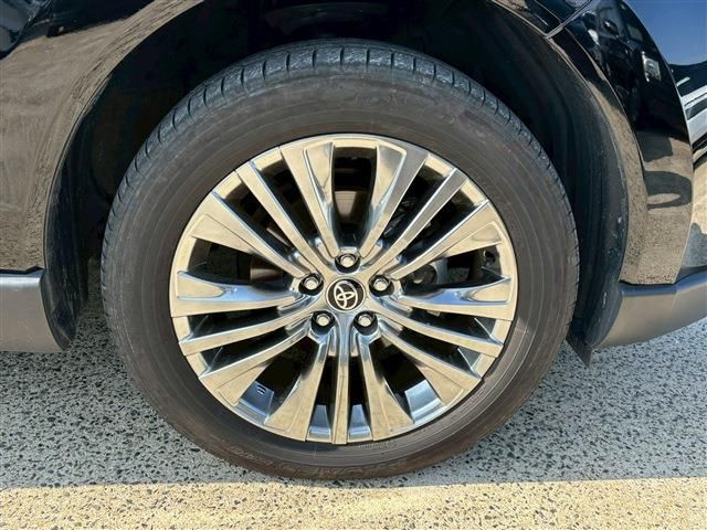 TOYOTA HARRIER HYBRID 2025 Image 31