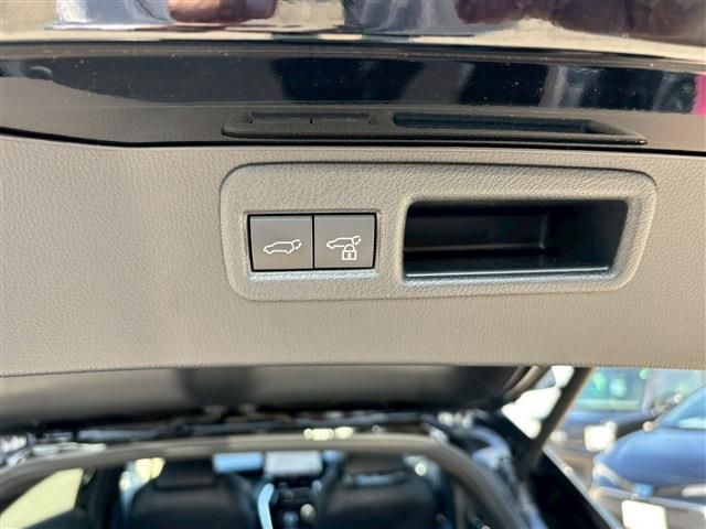 TOYOTA HARRIER HYBRID 2025 Image 31