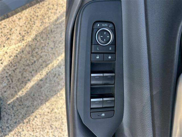 TOYOTA PRIUS 2024 Image 31