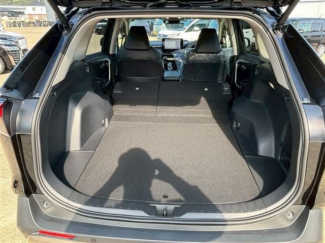 TOYOTA RAV4 HYBRID 4WD 2024 Image 31