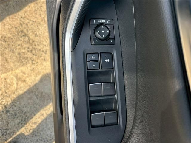 TOYOTA RAV4 HYBRID 4WD 2024 Image 31