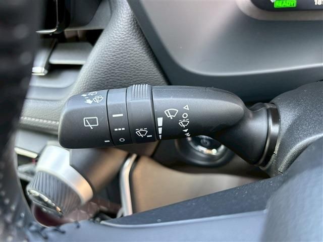 TOYOTA RAV4 HYBRID 4WD 2024 Image 31