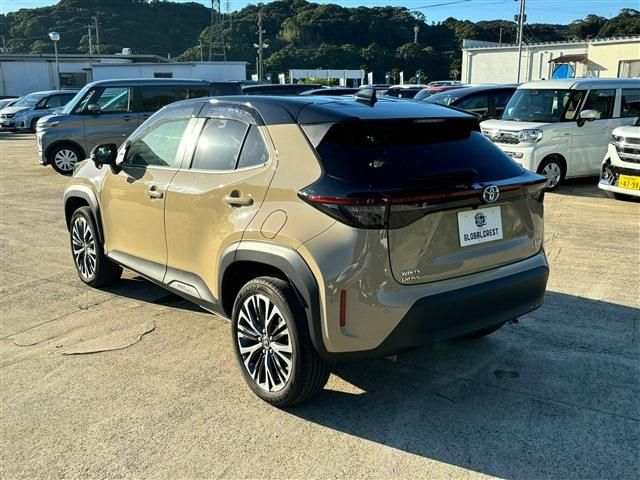 TOYOTA YARIS CROSS HYBRID 2022 Image 31