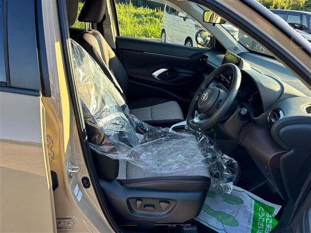 TOYOTA YARIS CROSS HYBRID 2022 Image 31