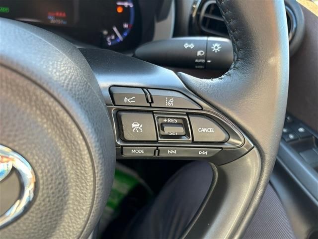 TOYOTA YARIS CROSS HYBRID 2022 Image 31