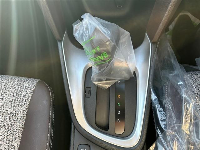 TOYOTA YARIS CROSS HYBRID 2022 Image 31